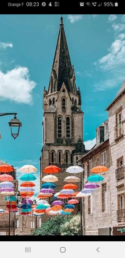 Chambre Climatisee Au Coeur De Brive Avec Televiseur Connecte Wifi Netflix Exteriér fotografie